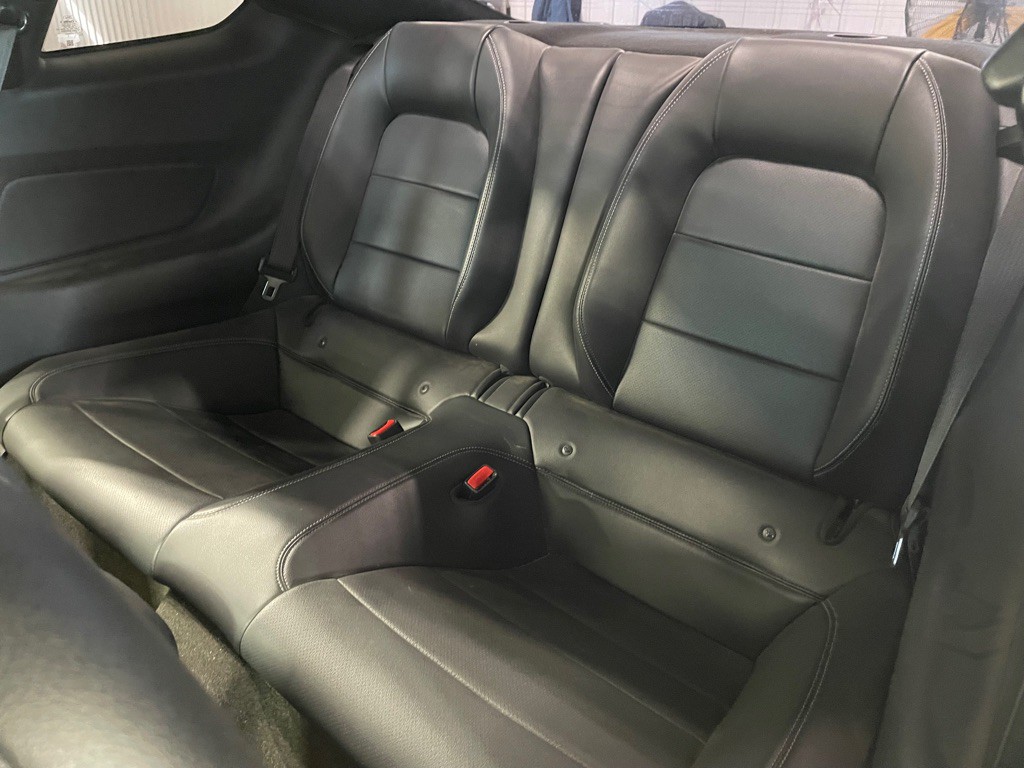 2015 Ford Mustang Image 15