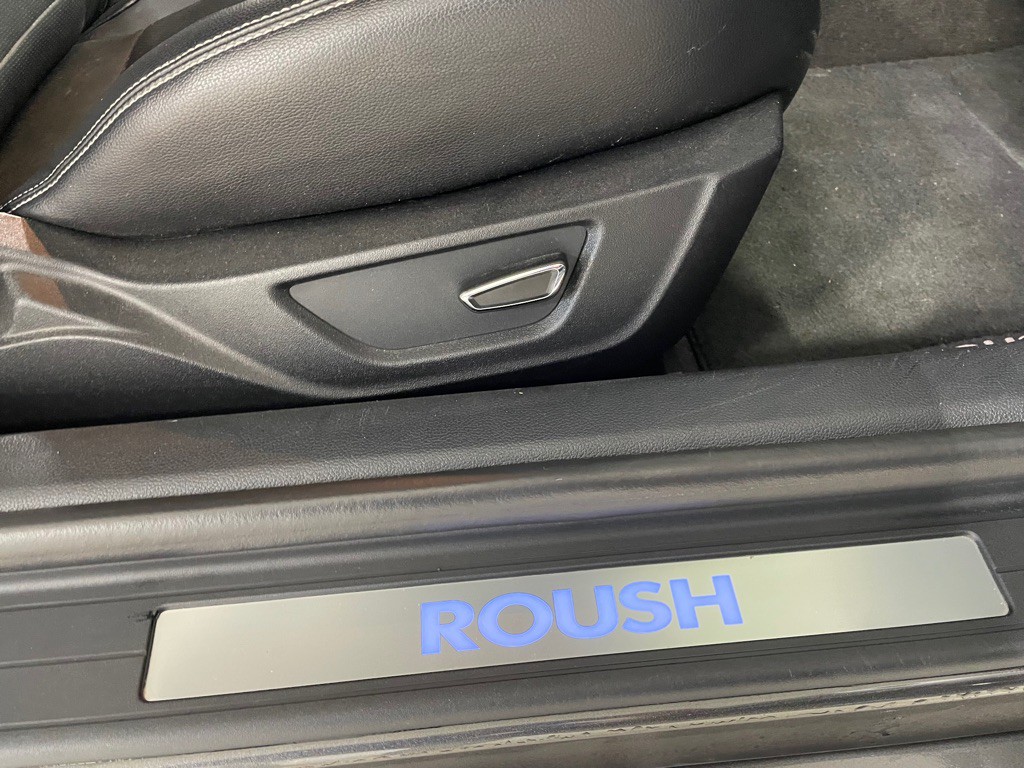 2015 Ford Mustang Image 20