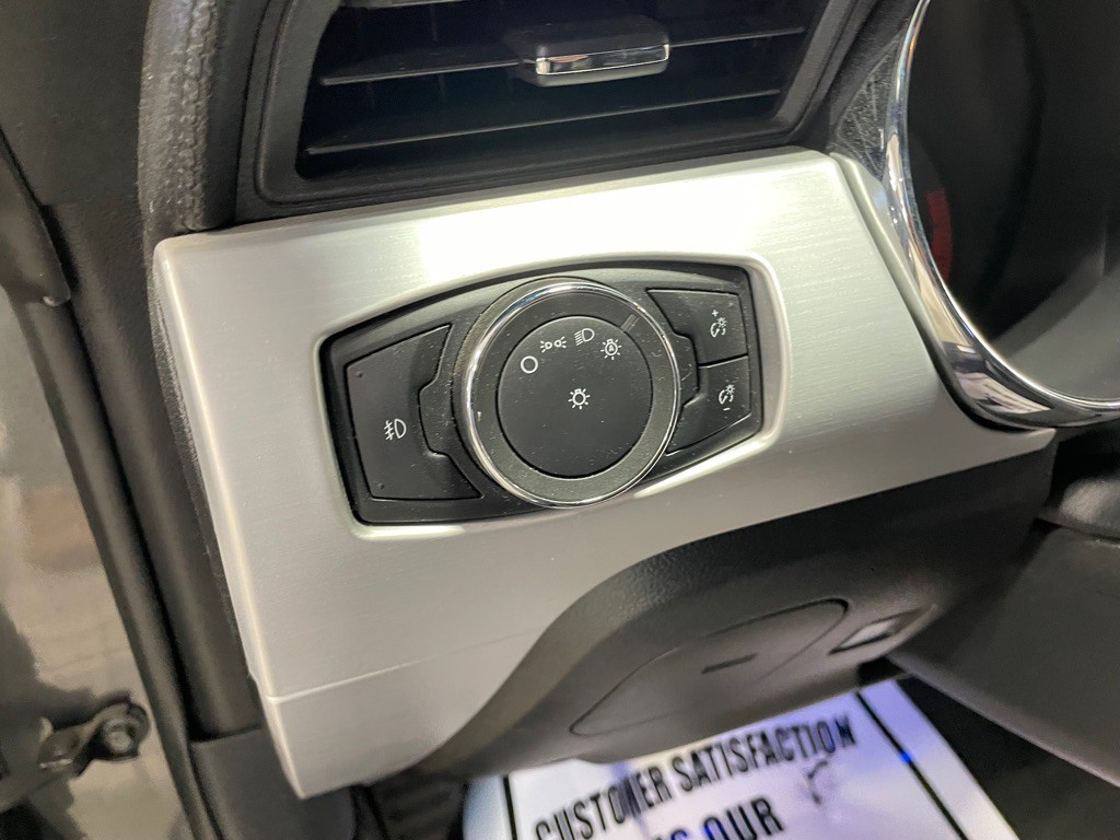 2015 Ford Mustang Image 24