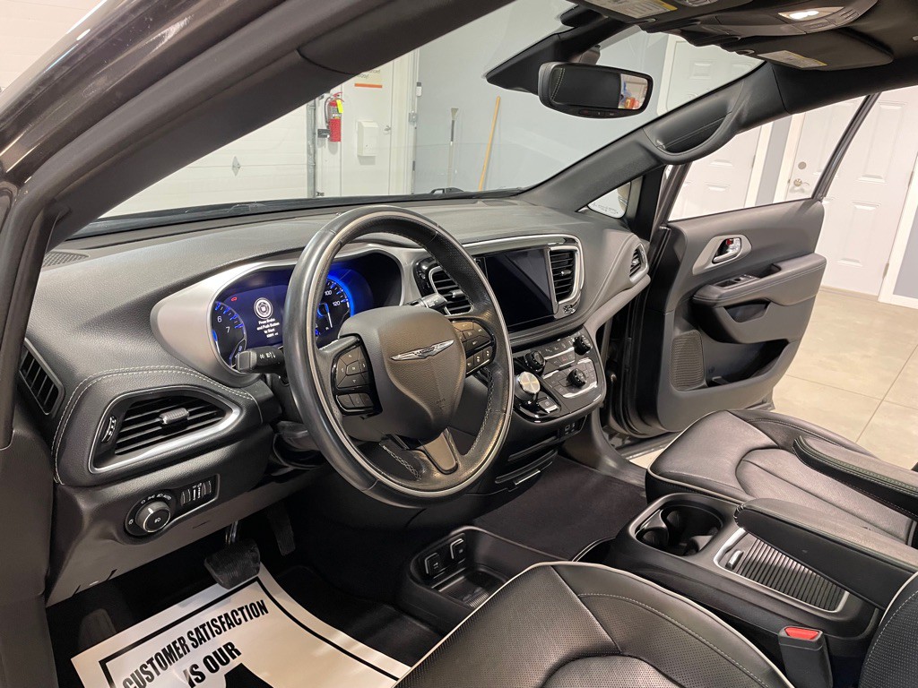 2019 Chrysler Pacifica Image 9