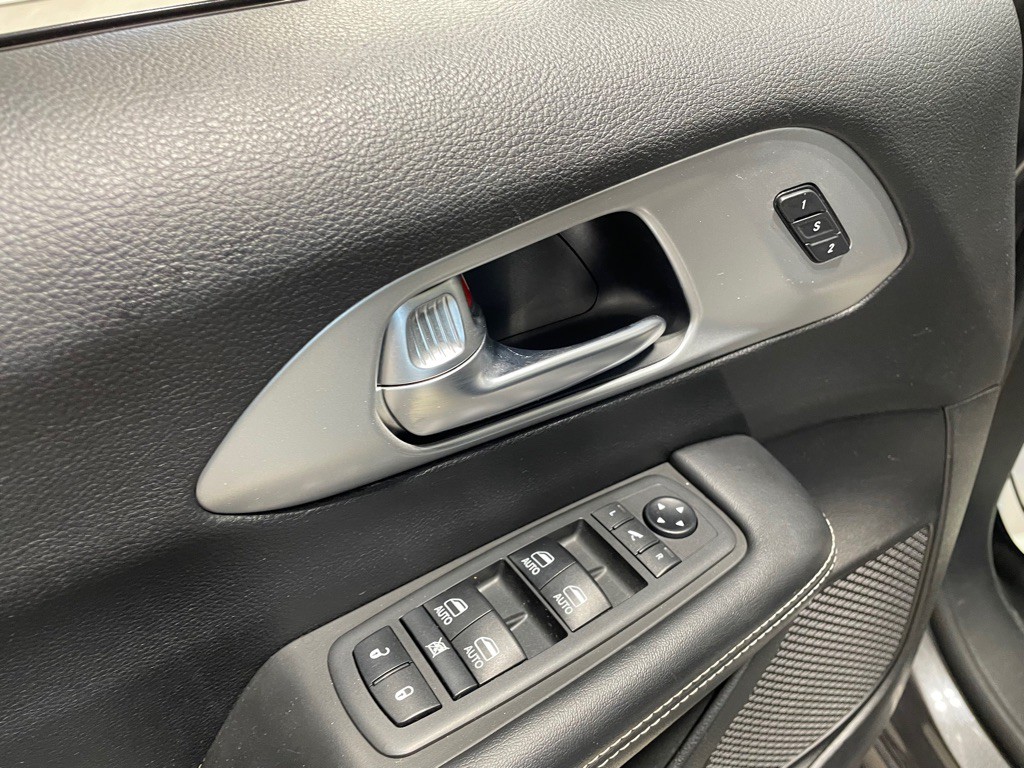 2019 Chrysler Pacifica Image 12