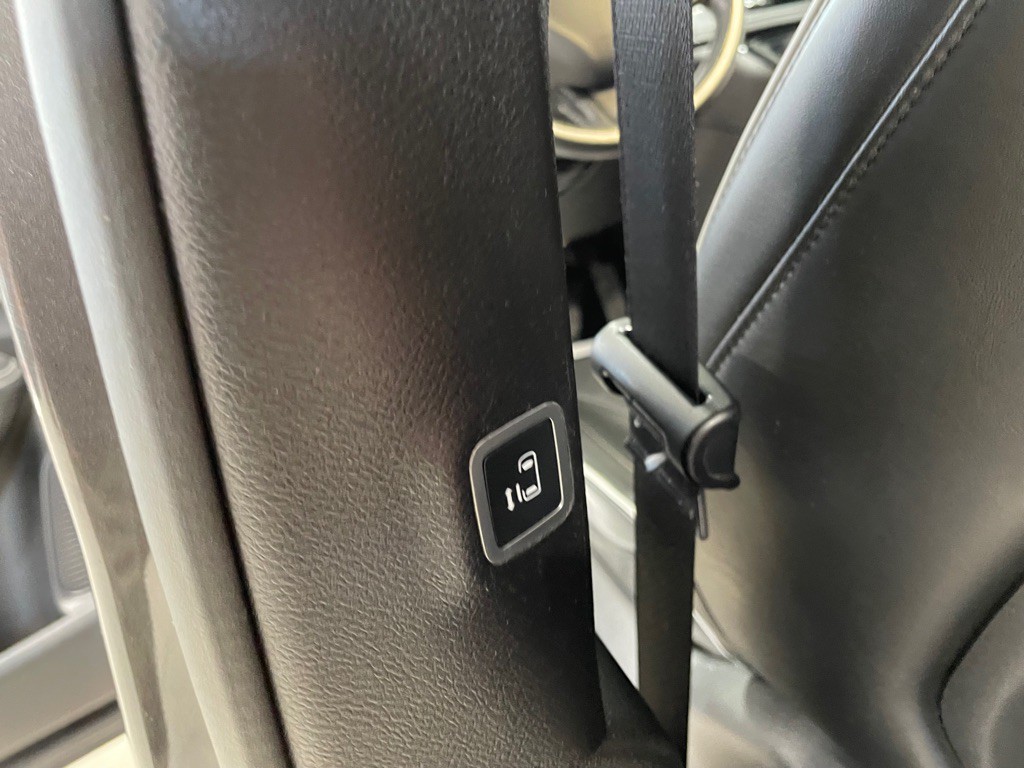 2019 Chrysler Pacifica Image 17