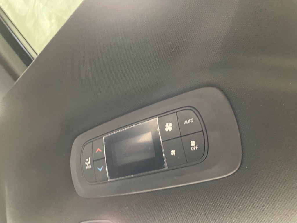 2019 Chrysler Pacifica Image 39