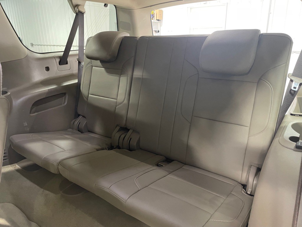 2018 Chevrolet Suburban Image 15