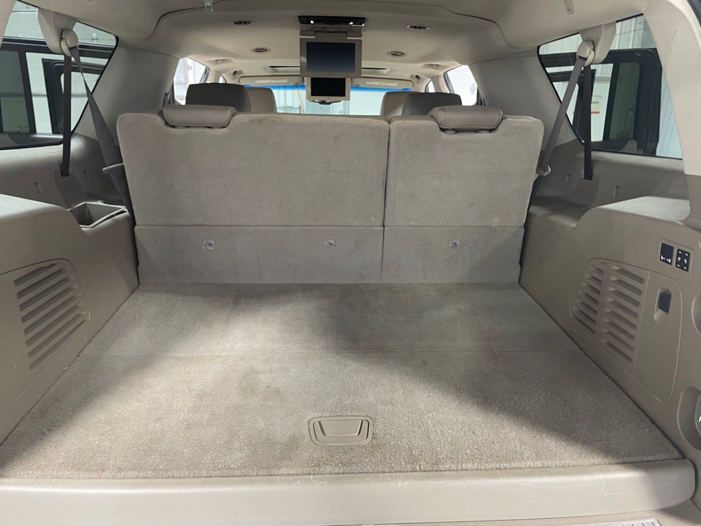 2018 Chevrolet Suburban Image 18