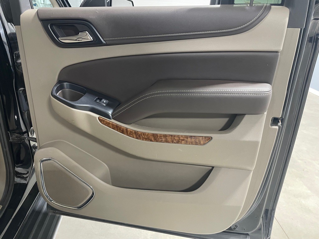2018 Chevrolet Suburban Image 25