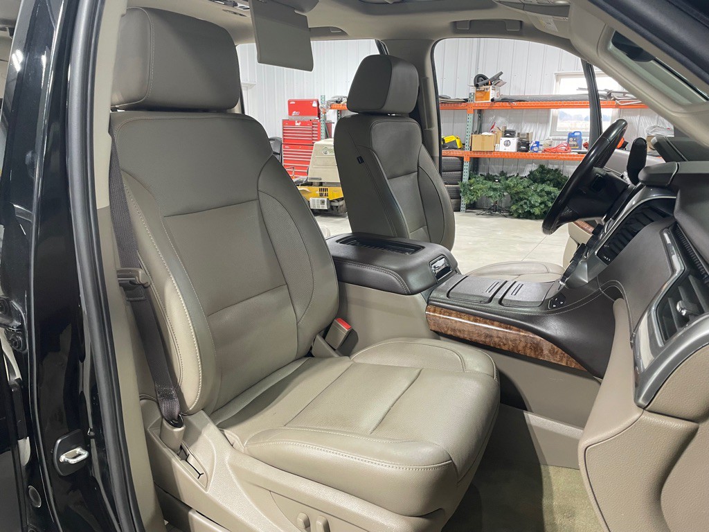 2018 Chevrolet Suburban Image 27