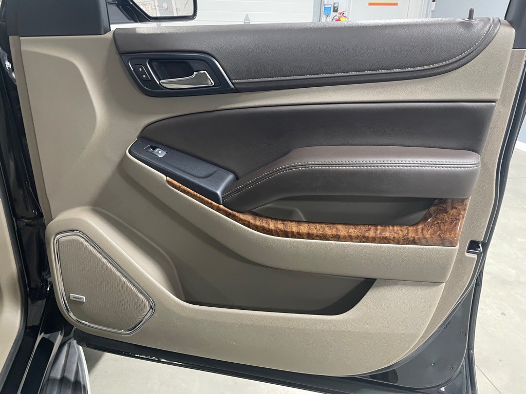 2018 Chevrolet Suburban Image 30