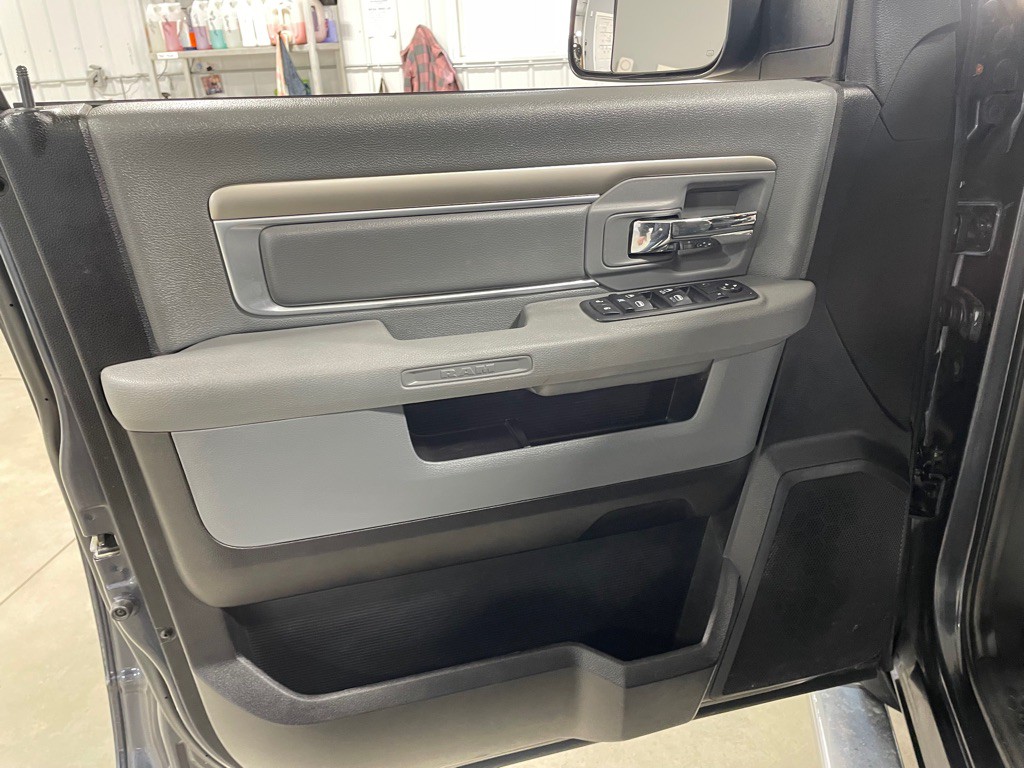 2015 RAM 1500 Image 13