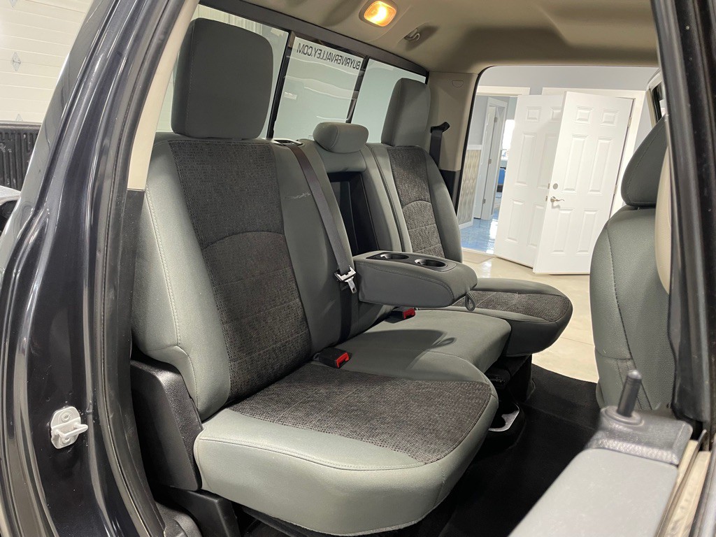 2015 RAM 1500 Image 21