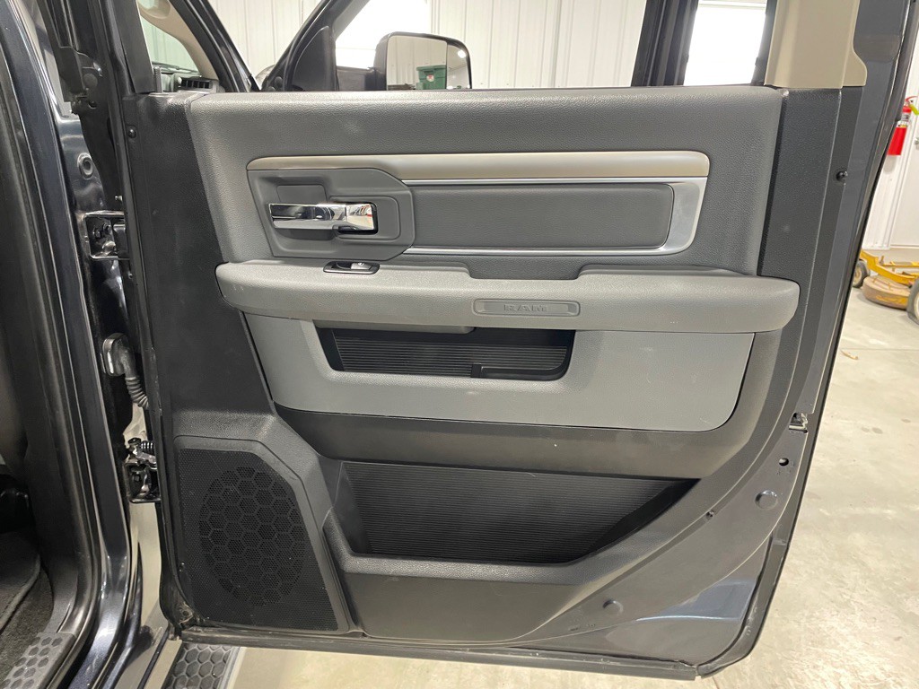 2015 RAM 1500 Image 23