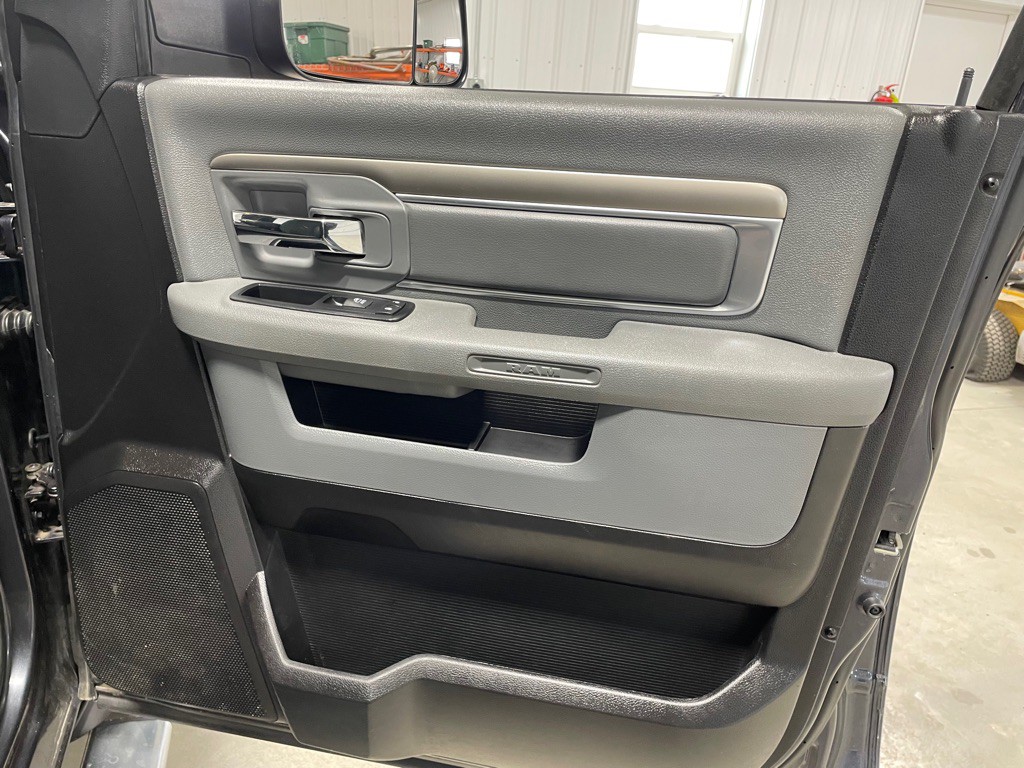 2015 RAM 1500 Image 27