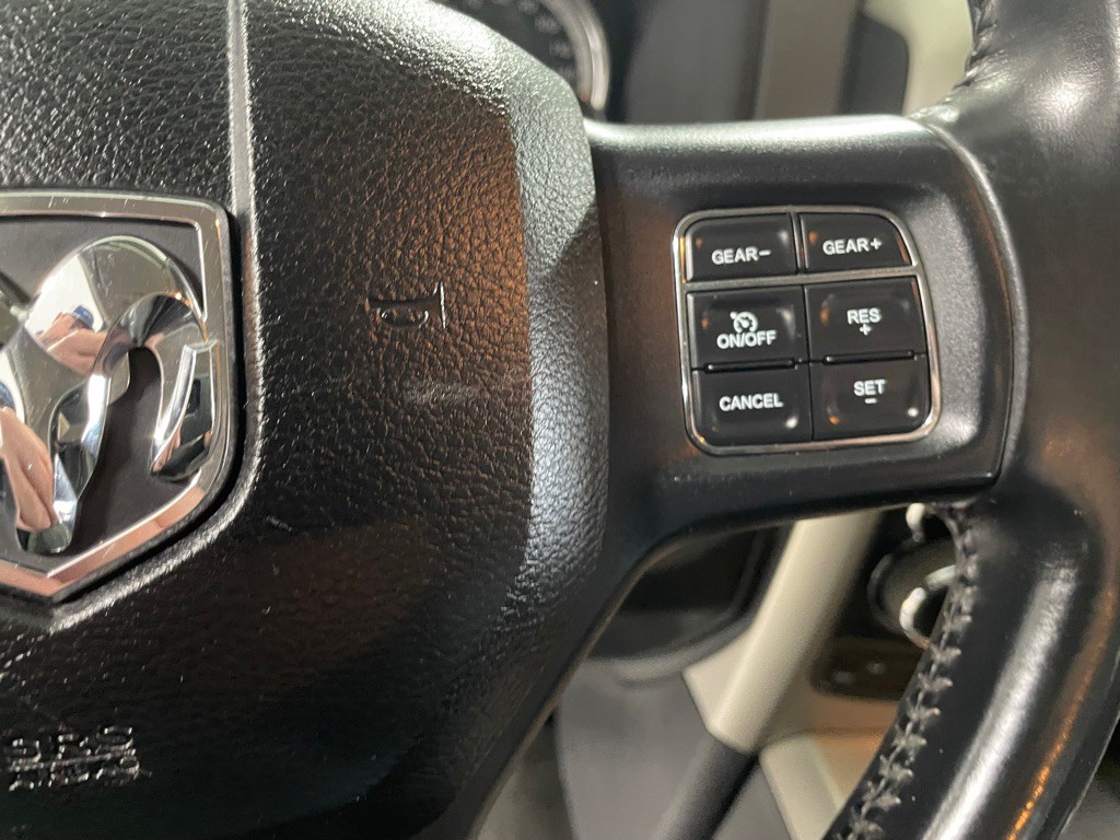 2015 RAM 1500 Image 32