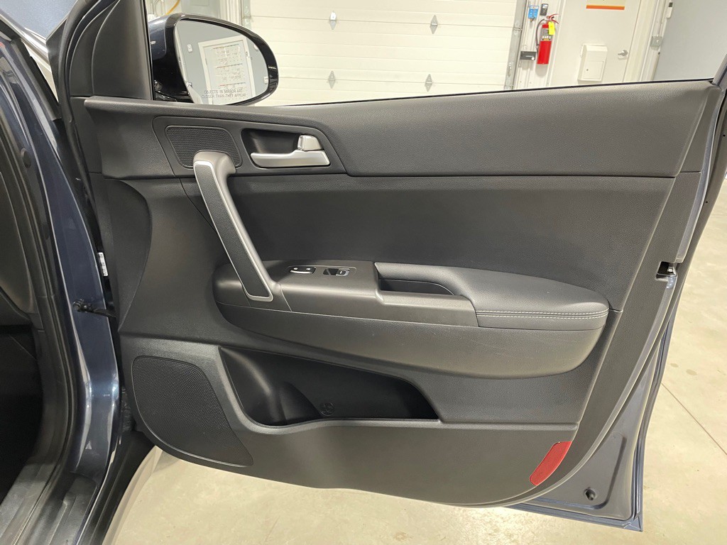 2020 Kia Sportage Image 25