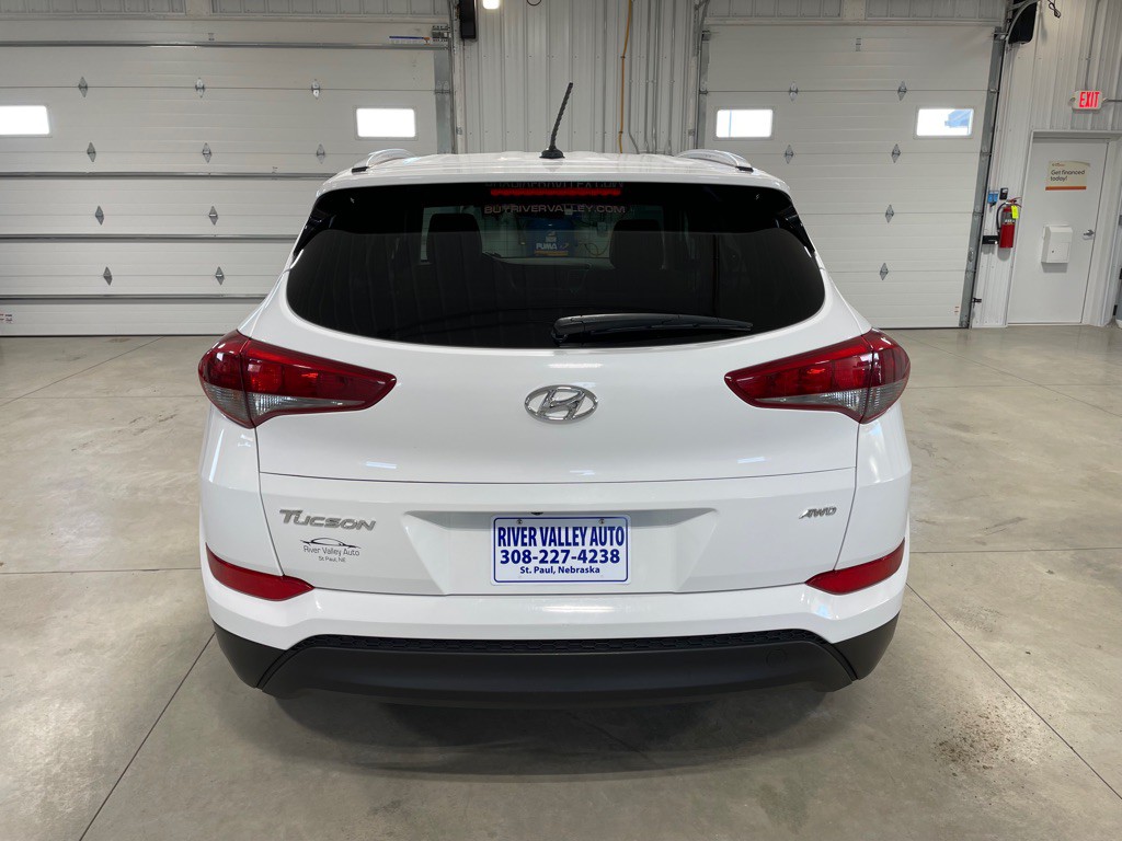 2016 Hyundai Tucson Image 6