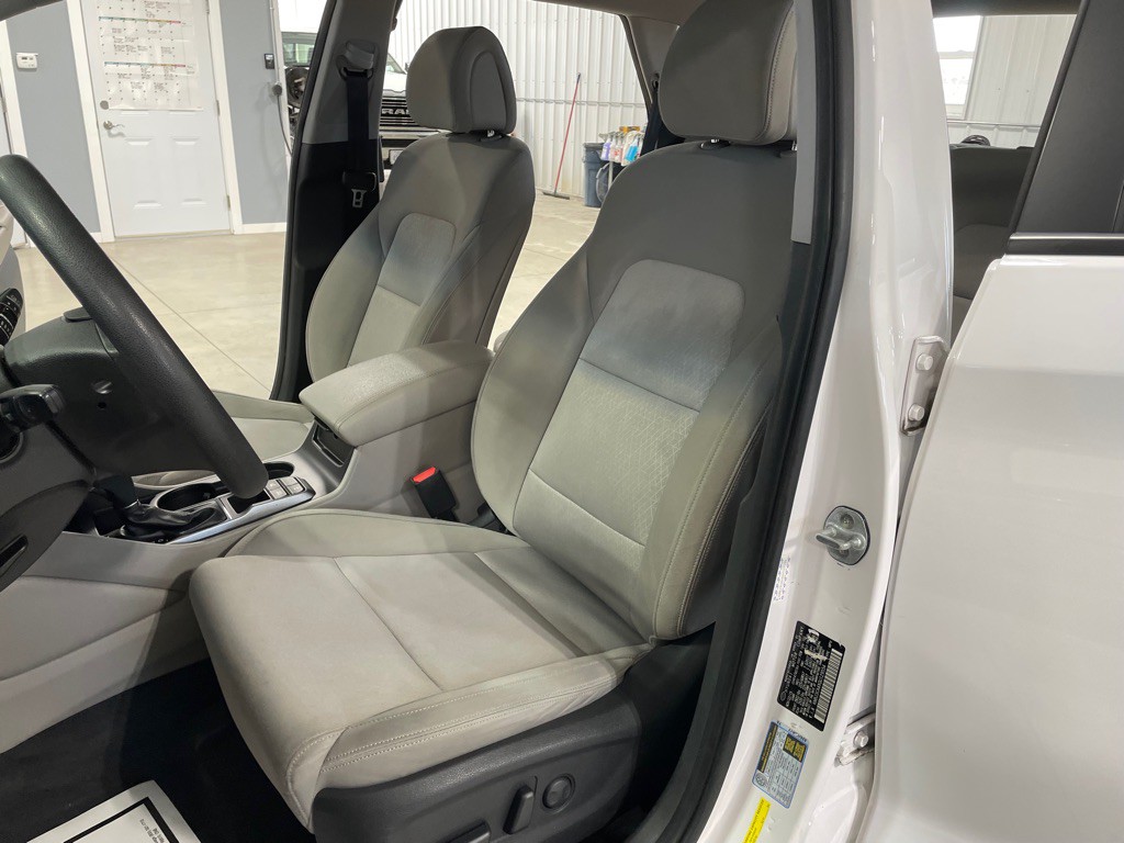 2016 Hyundai Tucson Image 10