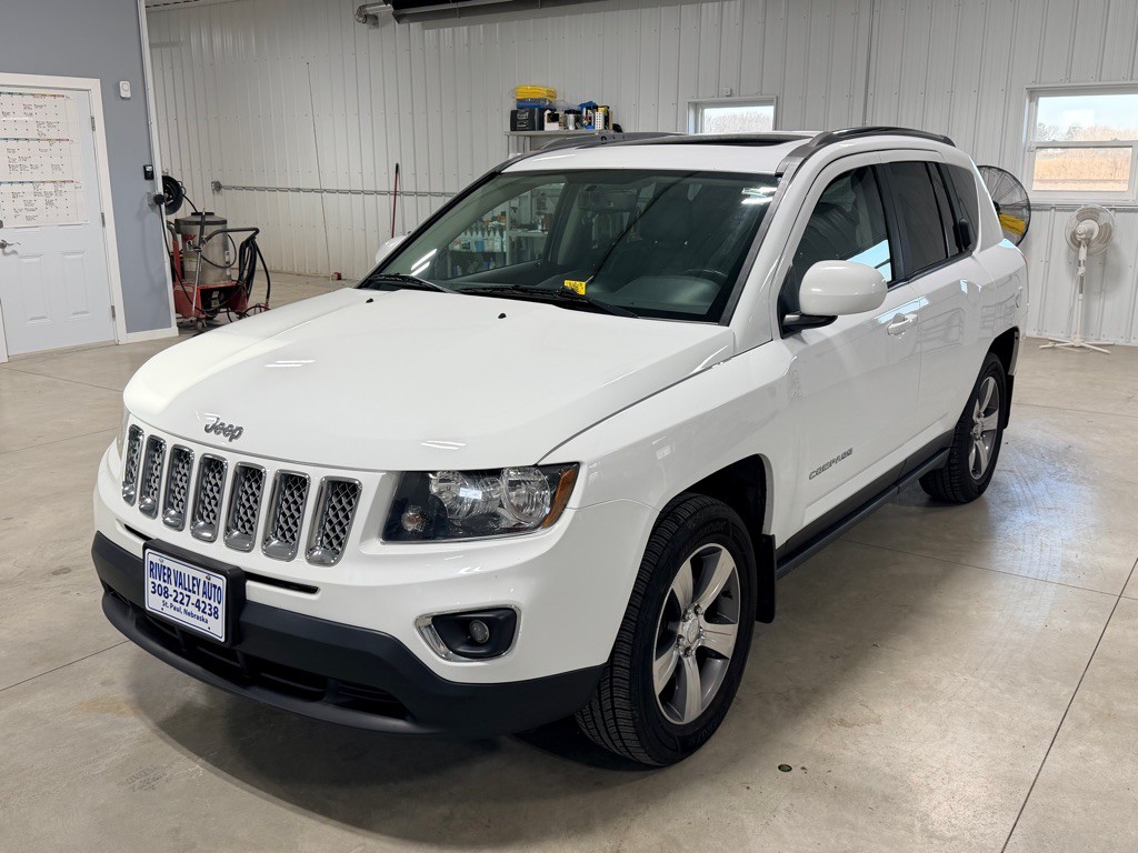 2017 Jeep Compass Image 1