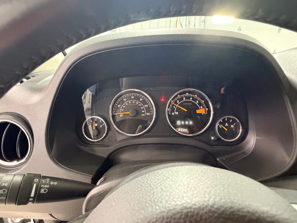 2017 Jeep Compass Image 31