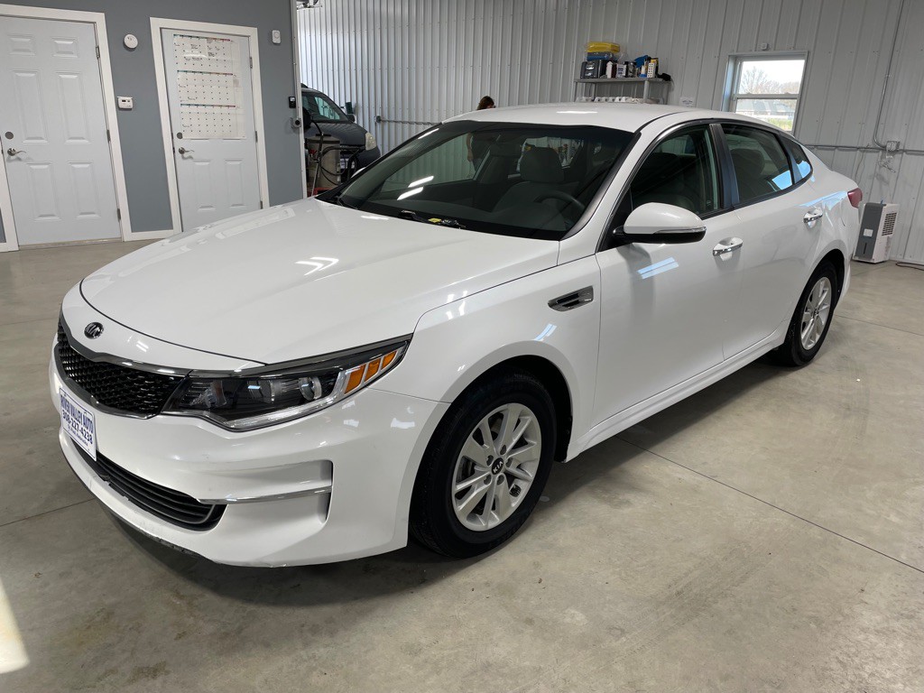2018 Kia Optima Image 3