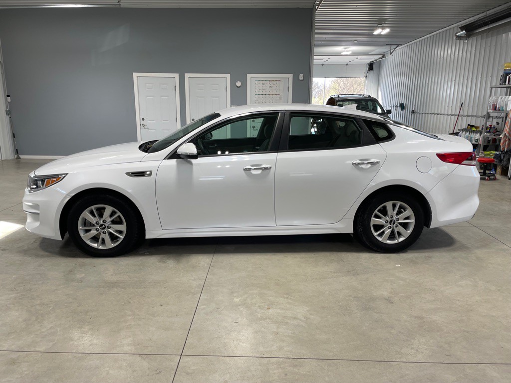 2018 Kia Optima Image 4