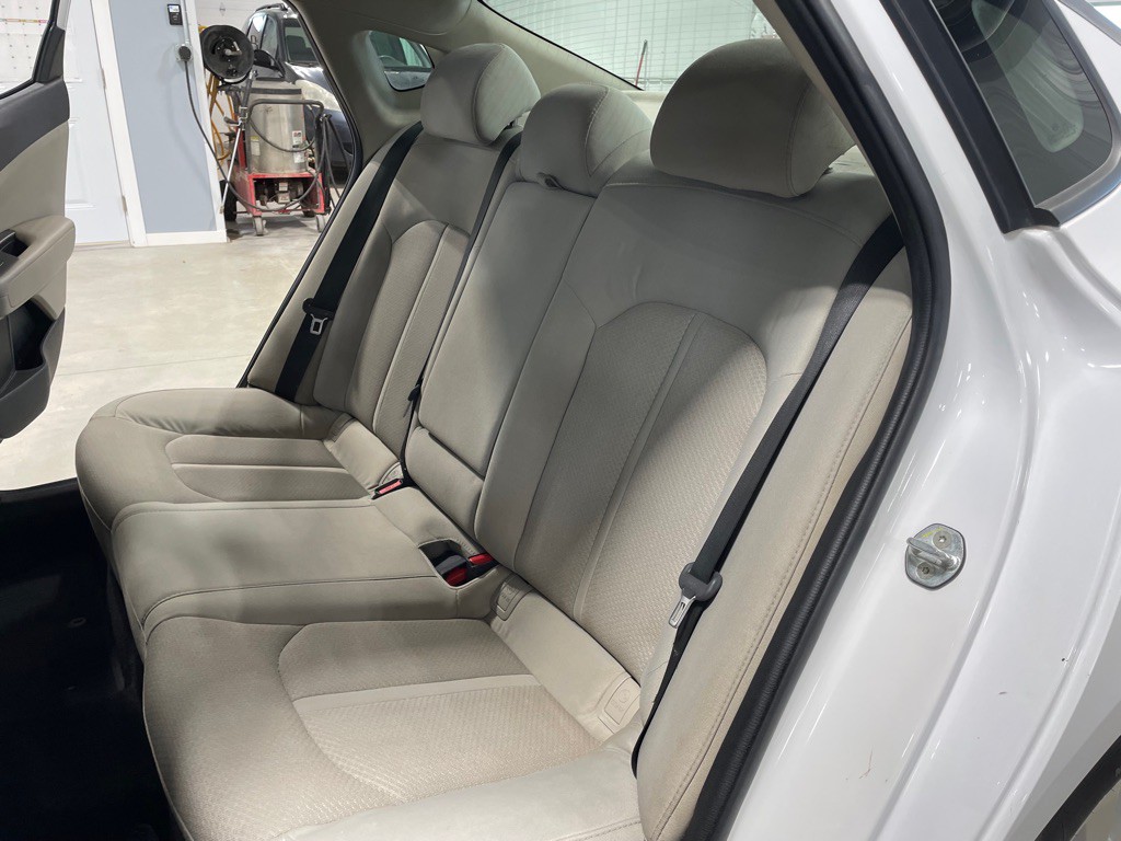 2018 Kia Optima Image 14