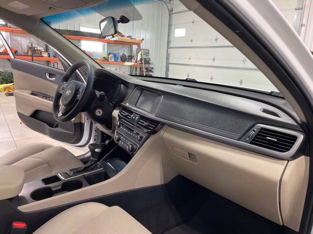 2018 Kia Optima Image 19
