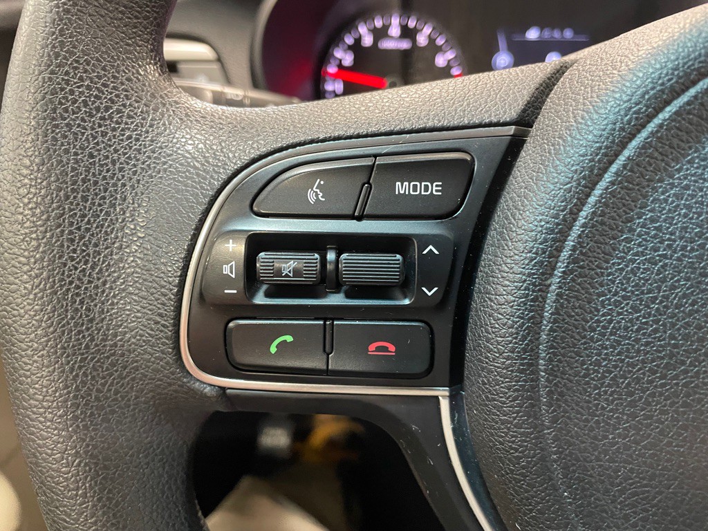 2018 Kia Optima Image 25