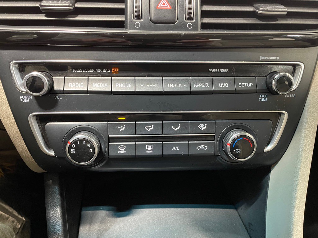 2018 Kia Optima Image 28