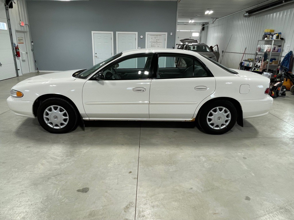 2003 Buick Century Image 4