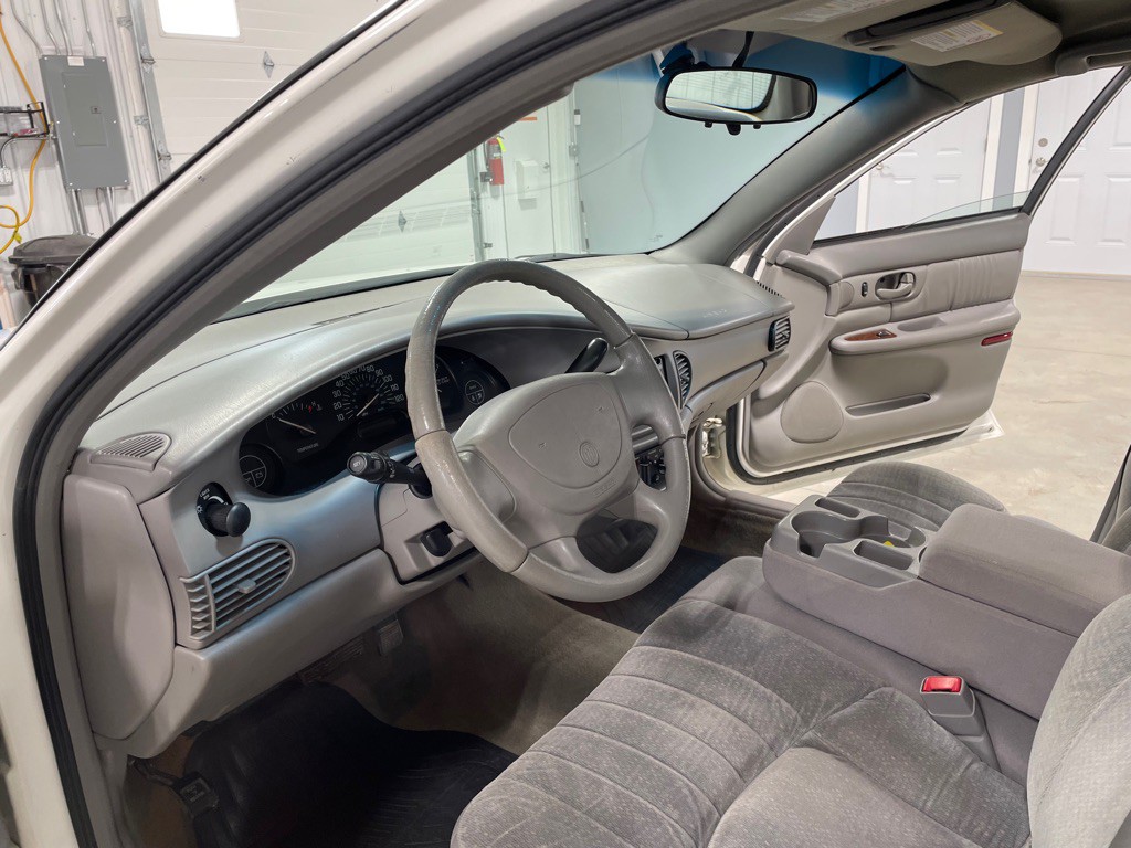 2003 Buick Century Image 9