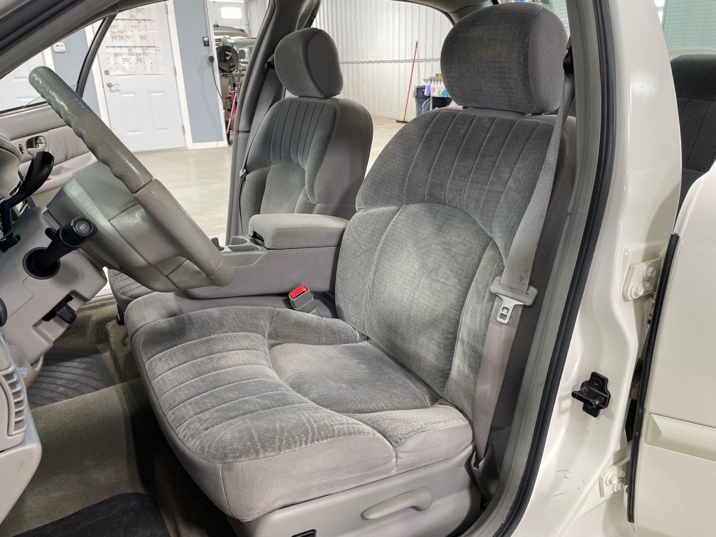 2003 Buick Century Image 10