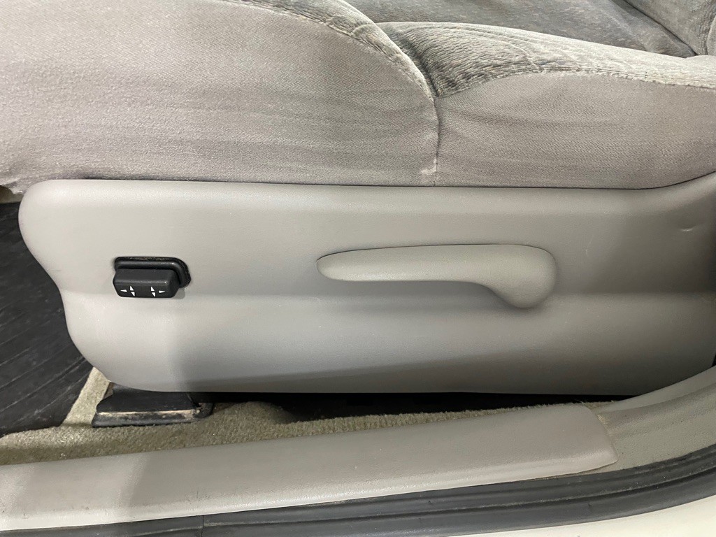 2003 Buick Century Image 11