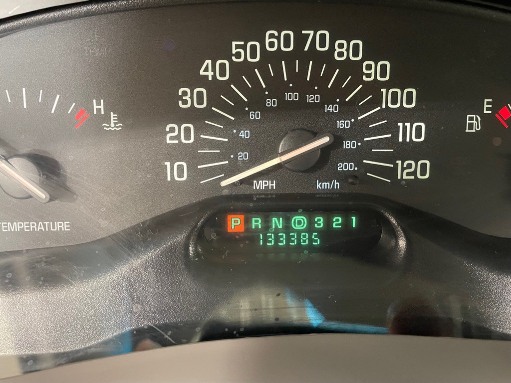 2003 Buick Century Image 25