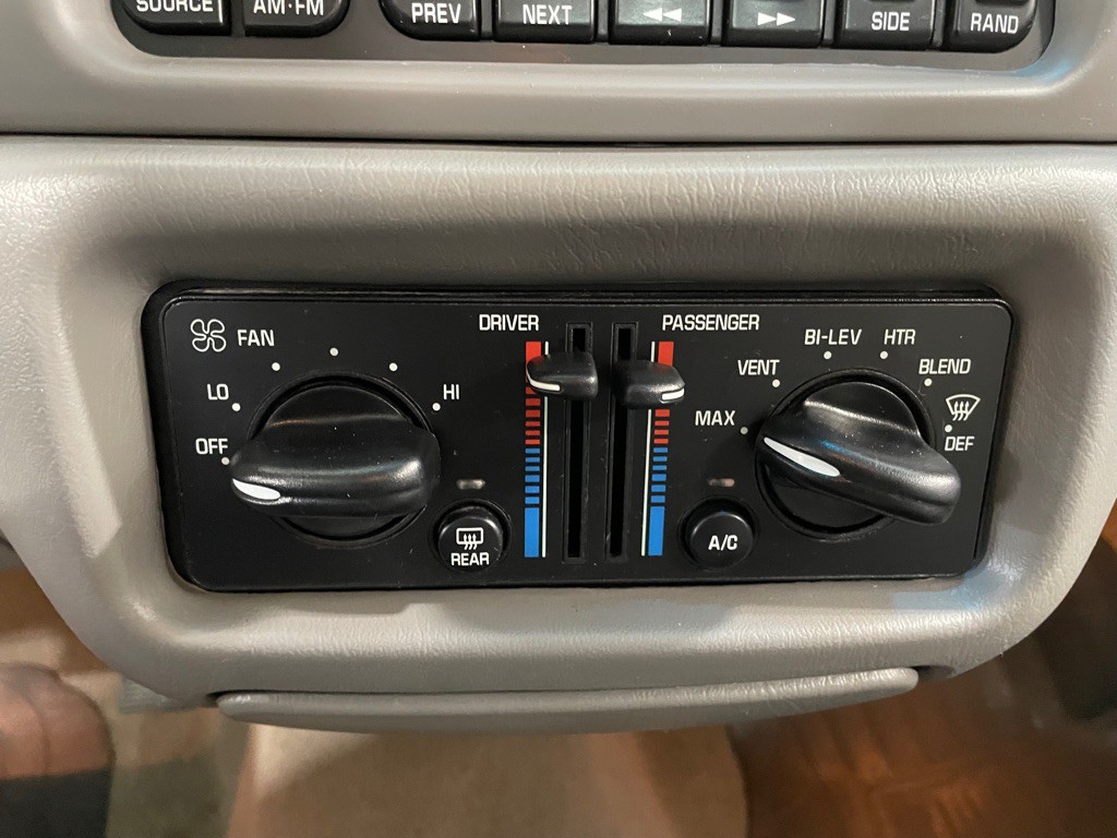 2003 Buick Century Image 28