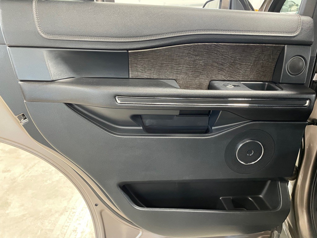 2018 Ford Expedition Image 16