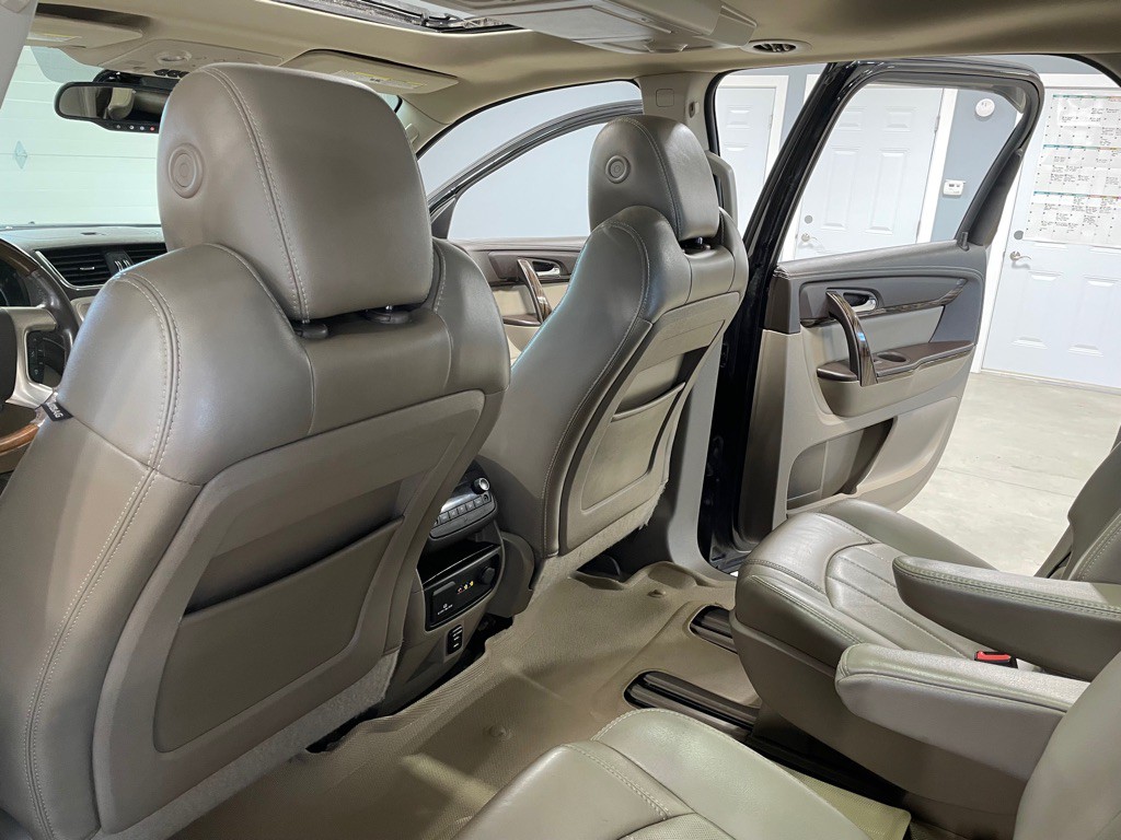 2015 GMC Acadia Image 14