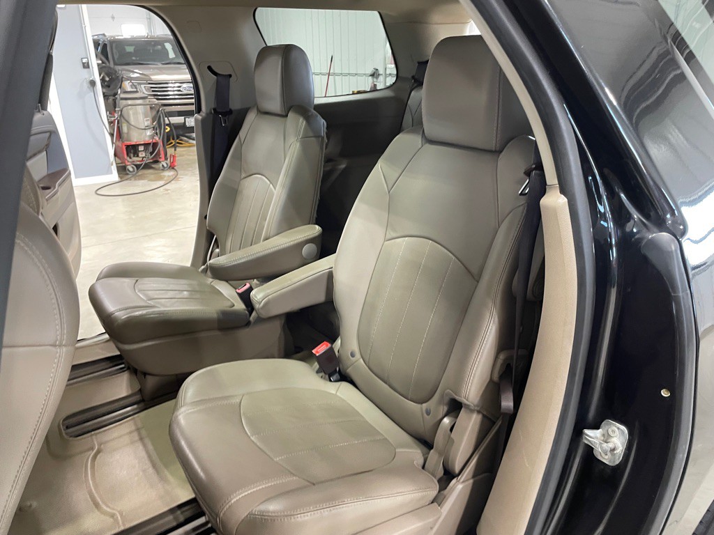 2015 GMC Acadia Image 15