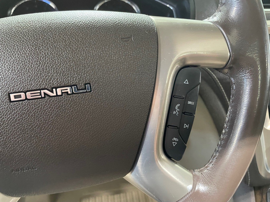 2015 GMC Acadia Image 33