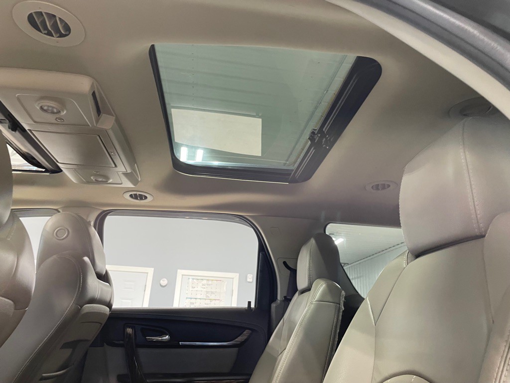 2015 GMC Acadia Image 40