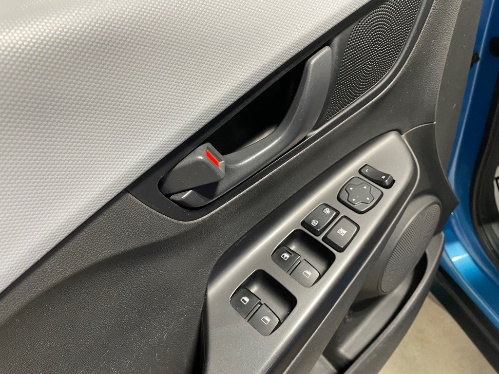 2020 Hyundai Kona Image 11