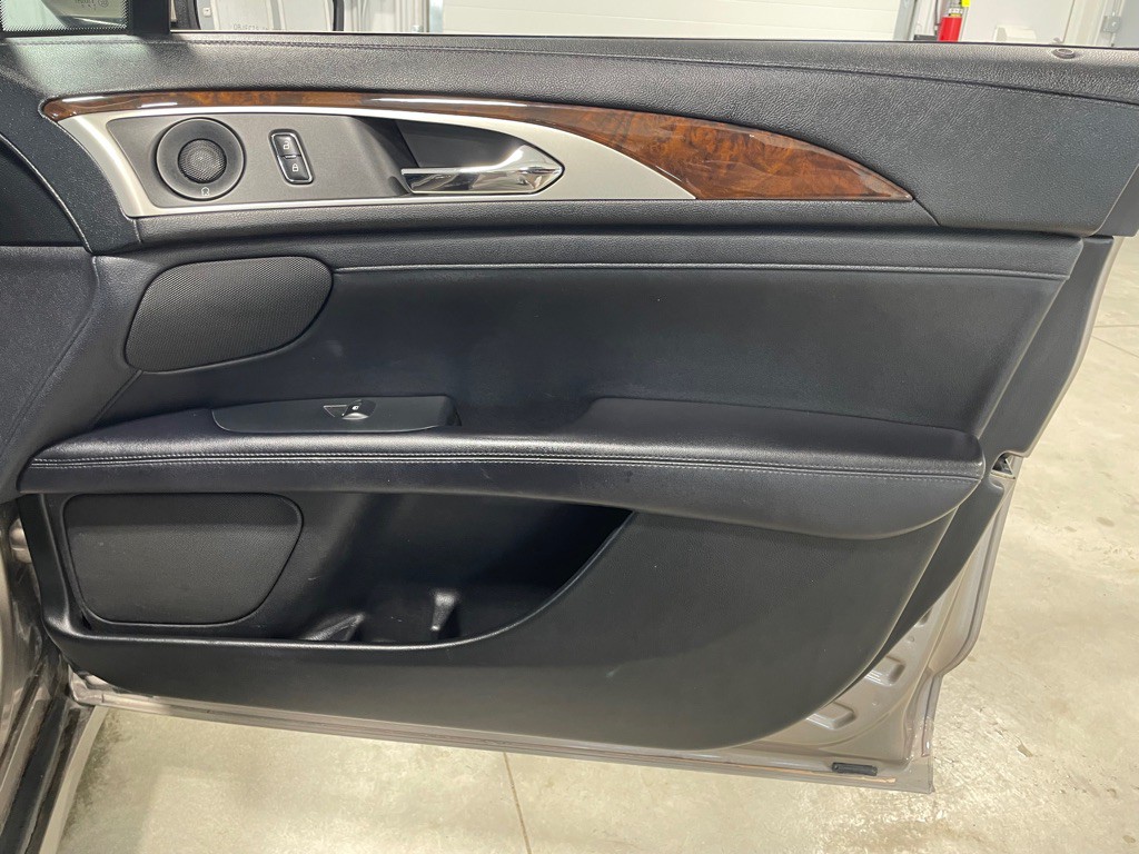 2018 Lincoln MKZ Image 25