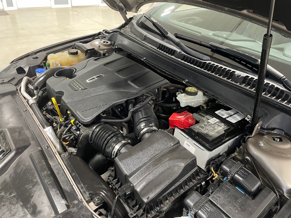 2018 Lincoln MKZ Image 35