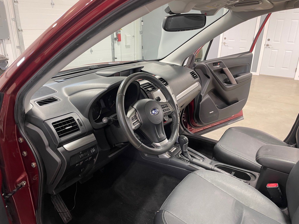2015 Subaru Forester Image 9