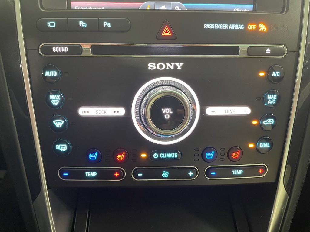 2016 Ford Explorer Image 40