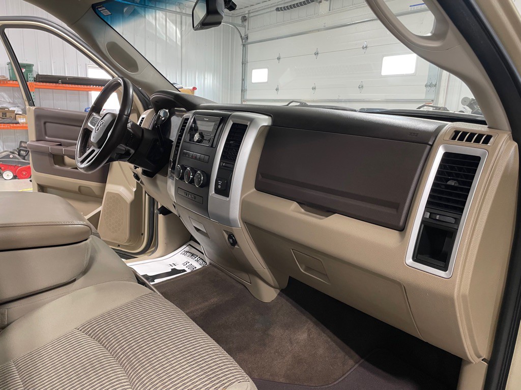 2011 RAM 1500 Image 24