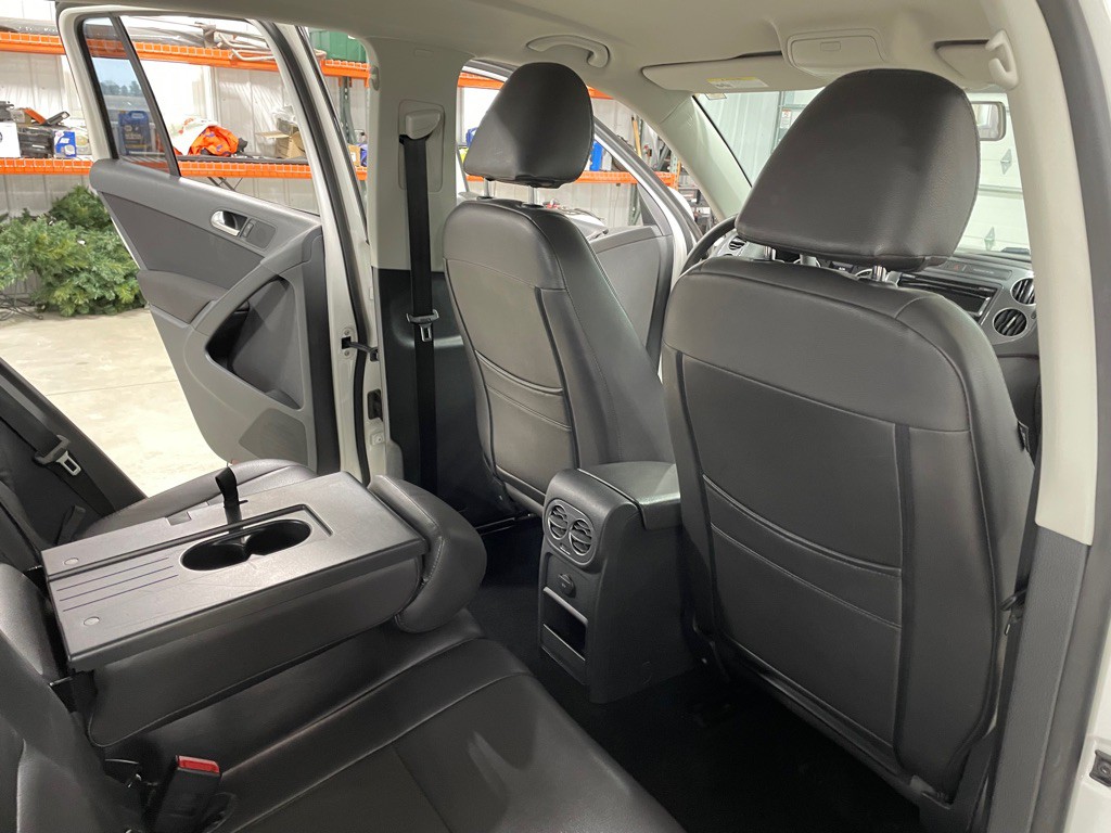 2012 Volkswagen Tiguan Image 19