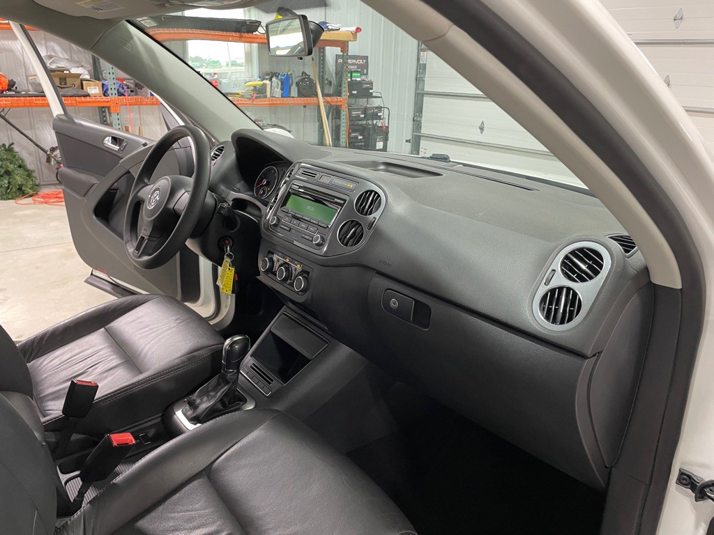2012 Volkswagen Tiguan Image 22
