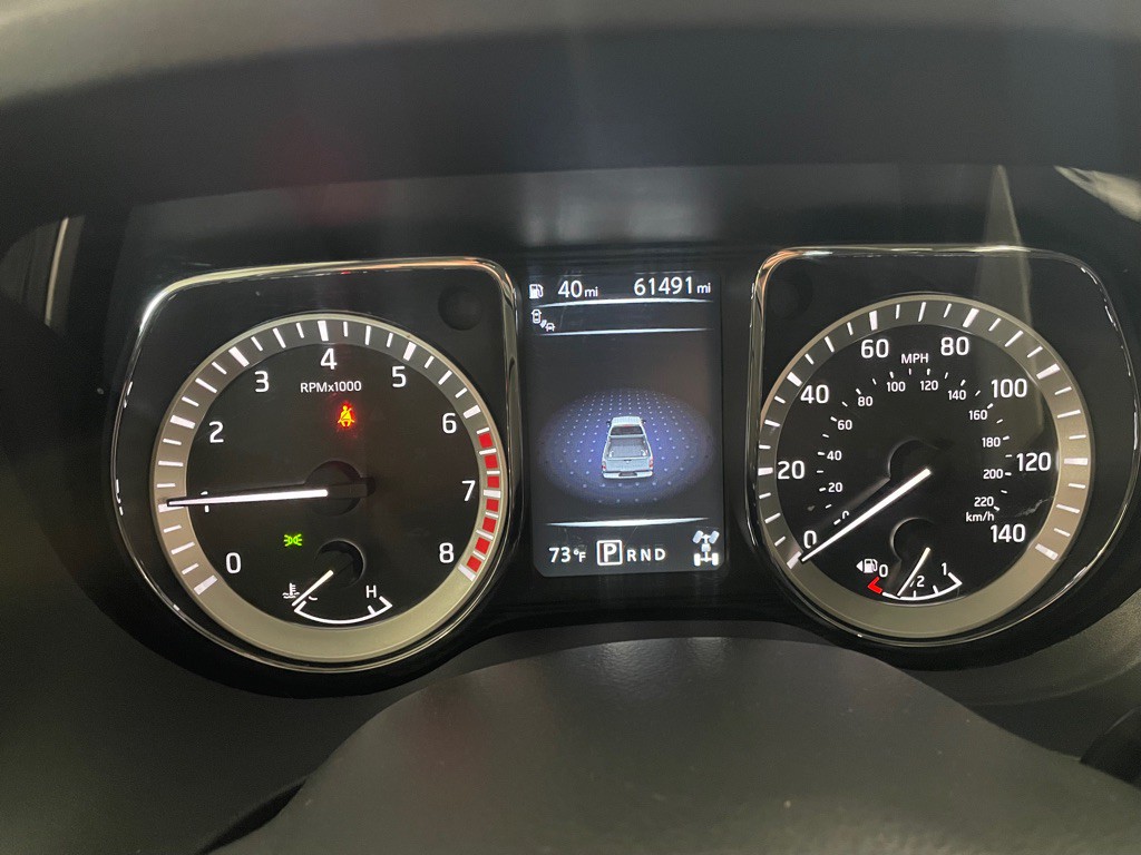 2017 Nissan Titan Image 28