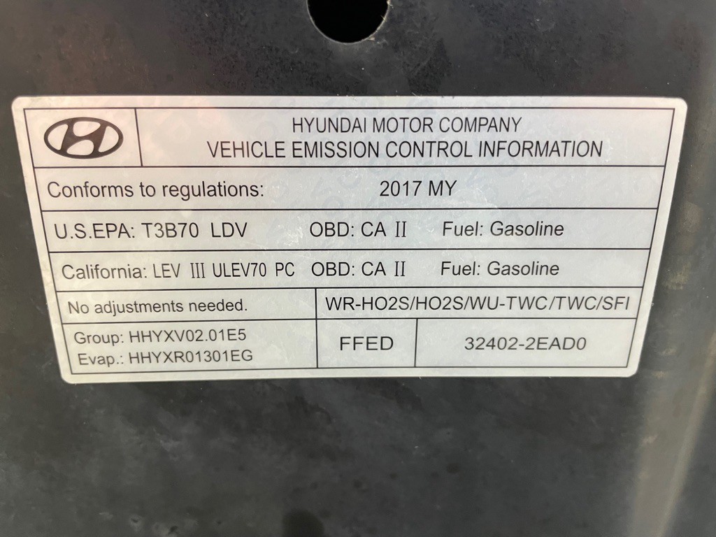 2017 Hyundai Elantra Image 36