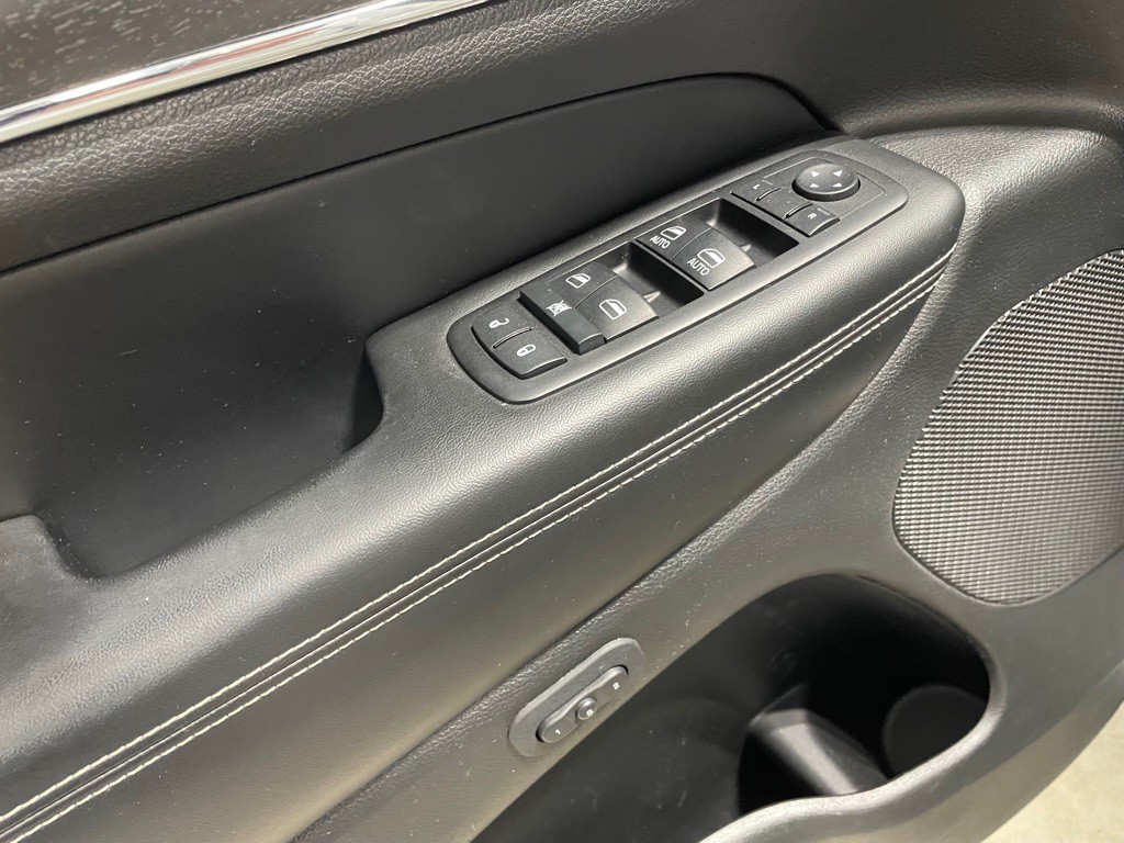 2015 Jeep Grand Cherokee Image 12